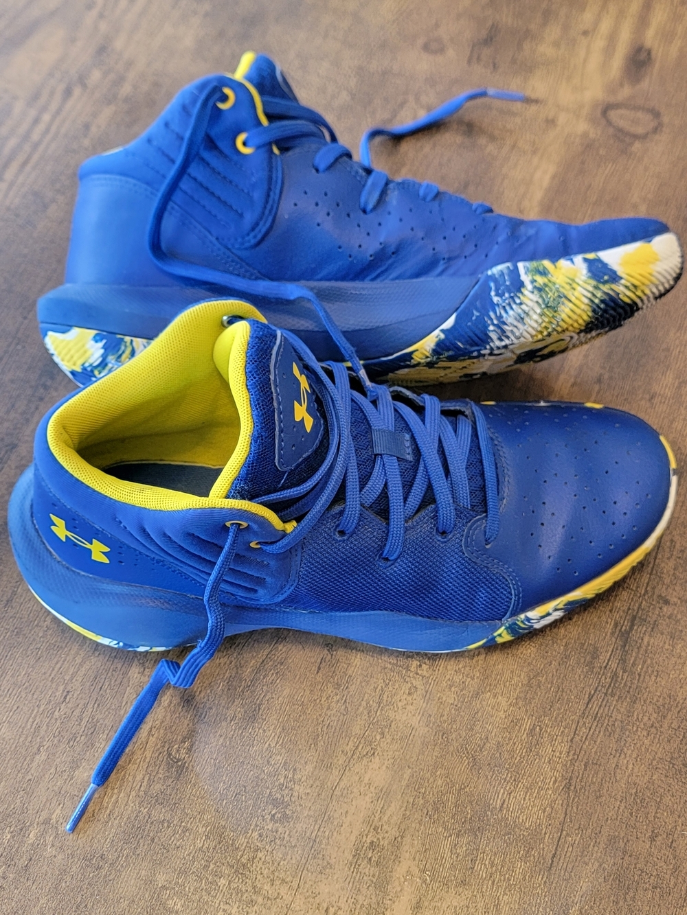 Under Armour Kids Basketball Shoes. Jet 21 Blue & Yellow